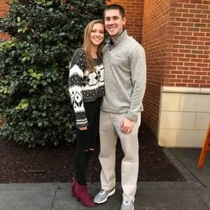 Meet your Posher, Casey